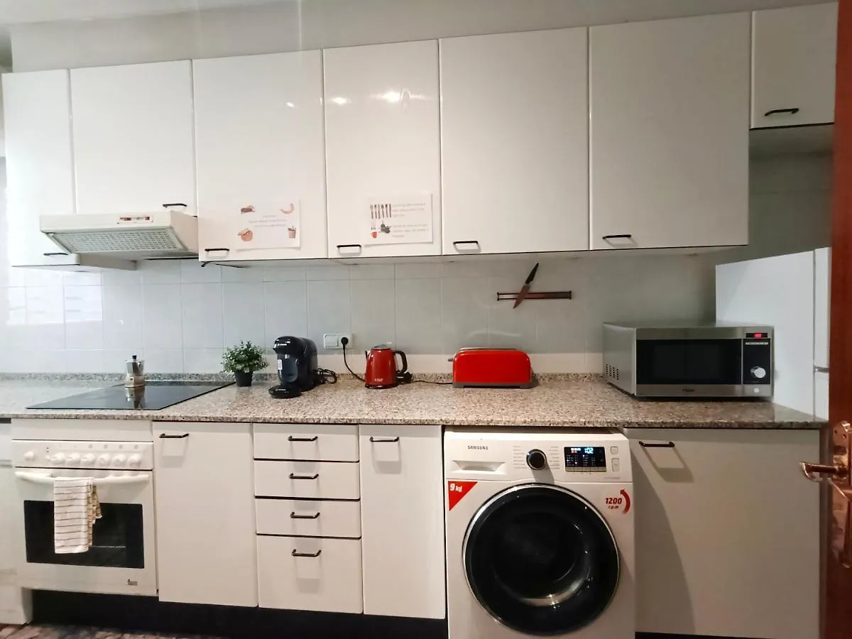 By Plaza Urquinaona Rooms Barcelona Hostel