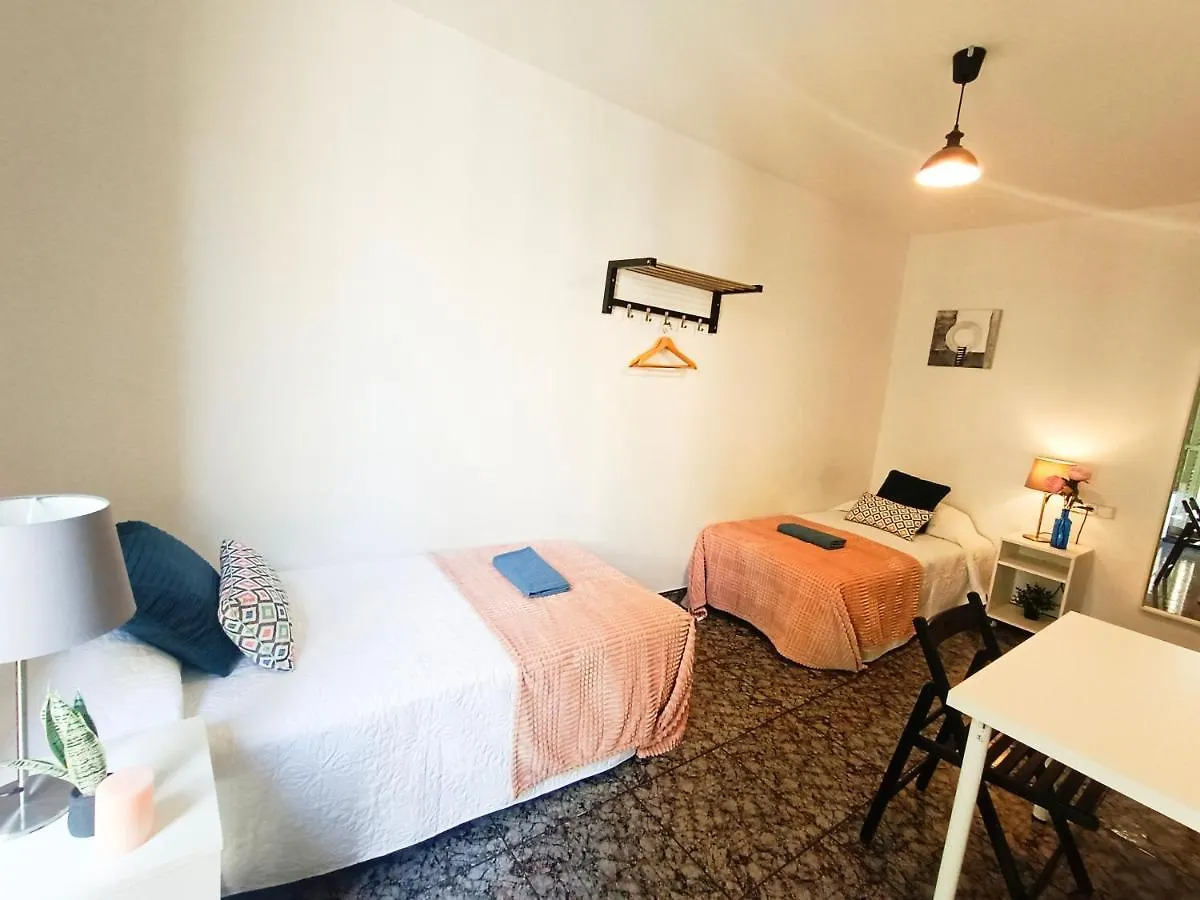 By Plaza Urquinaona Rooms Barcelona